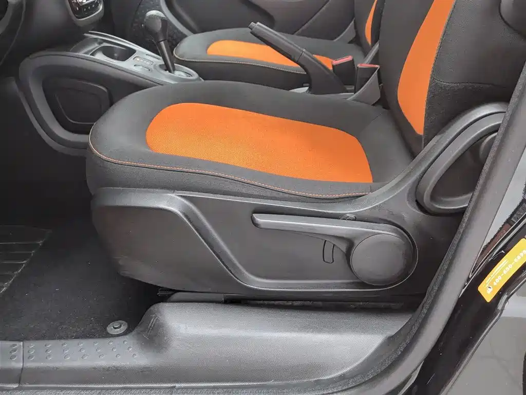 smart forfour 2016 1.0L 52kW Passion Edition фото 20