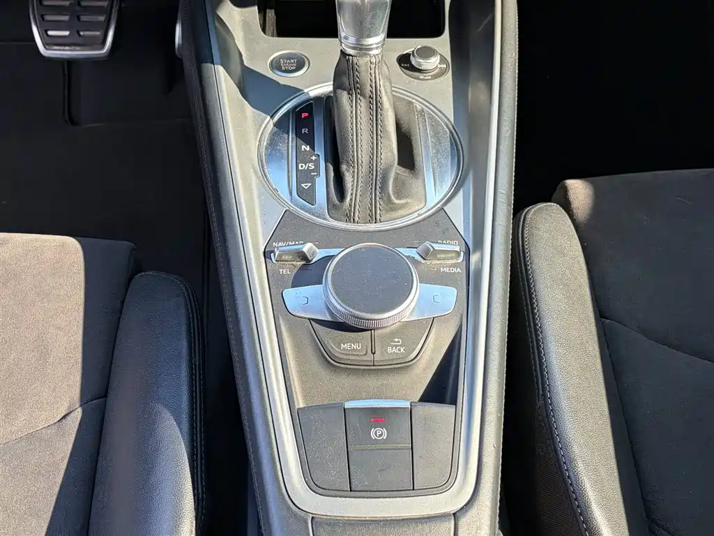 Audi TT 2015 TT Coupe 45 TFSI фото 18