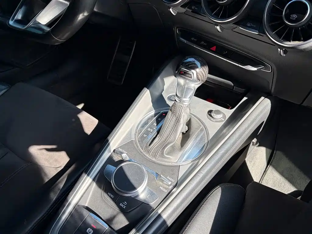 Audi TT 2015 TT Coupe 45 TFSI фото 20