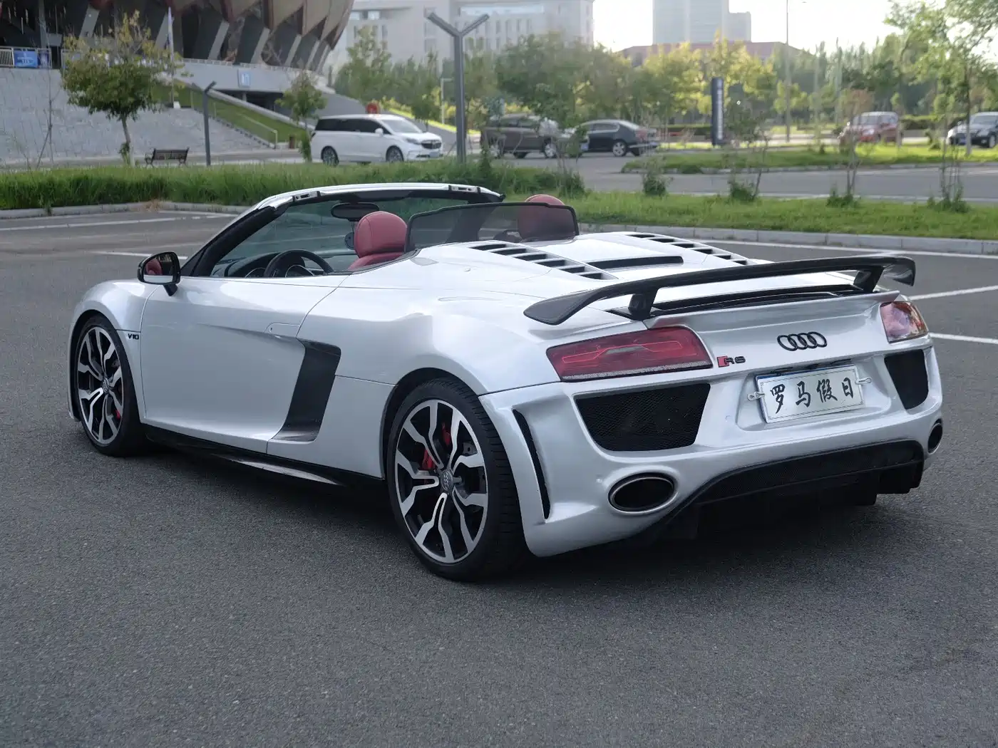 Photo 6 - Audi R8