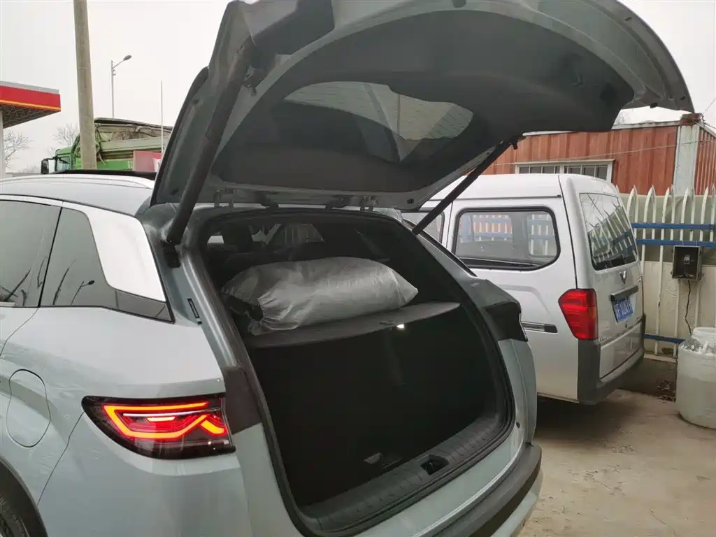 BYD Song L DM-i 2025 Smart Driving Edition 160km Excellence Type фото 15