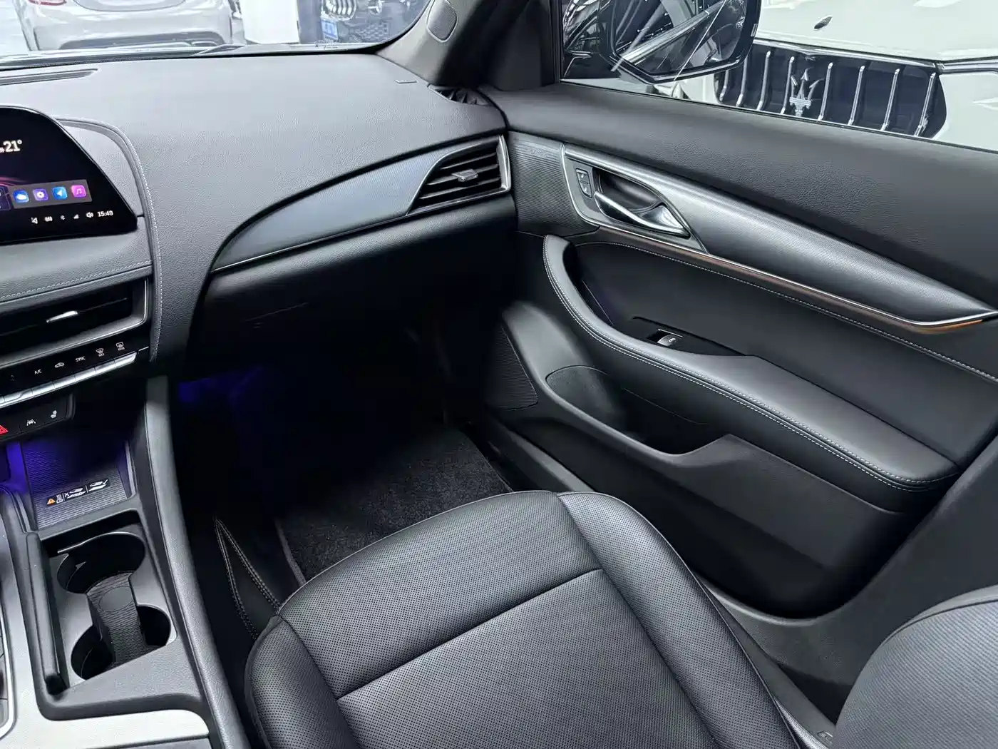 Cadillac CT5 2024 28T Luxury Model Pro фото 9