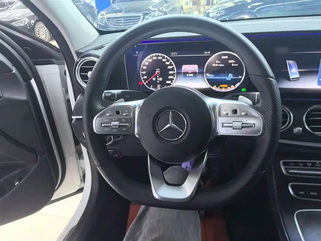 Mercedes-Benz E-Class 2019 E 300 L Sport Fashion фото 11