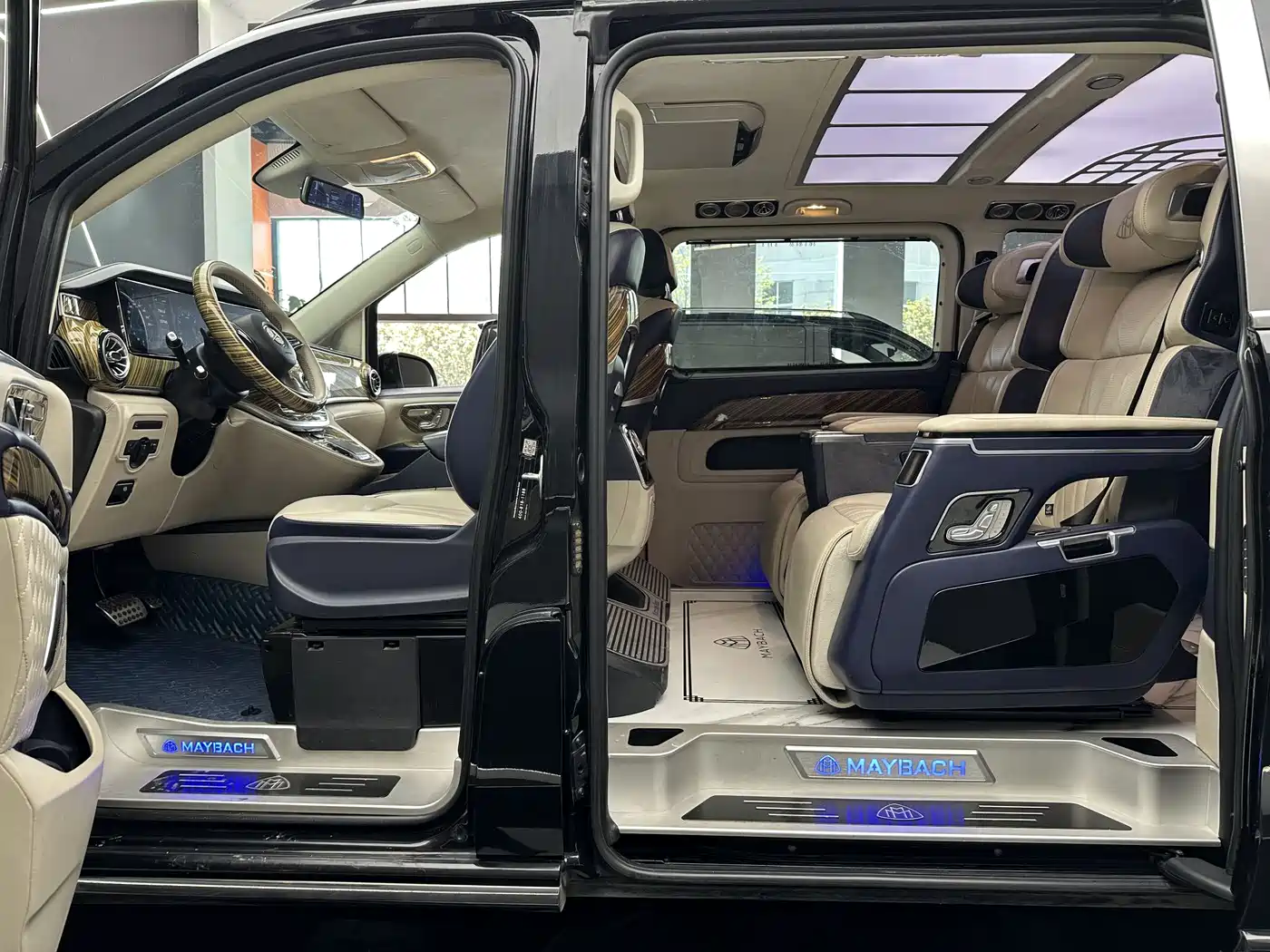 Mercedes-Benz Vito 2021 2.0T Business Edition 7-seater фото 16