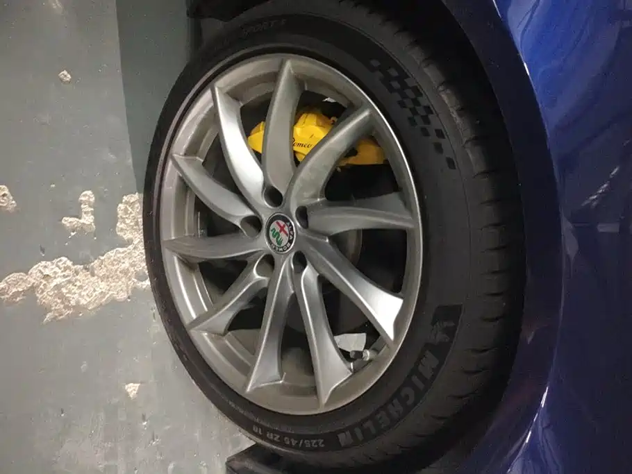 Alfa Romeo Giulia 2021 2020 2.0T 280HP Luxury Edition