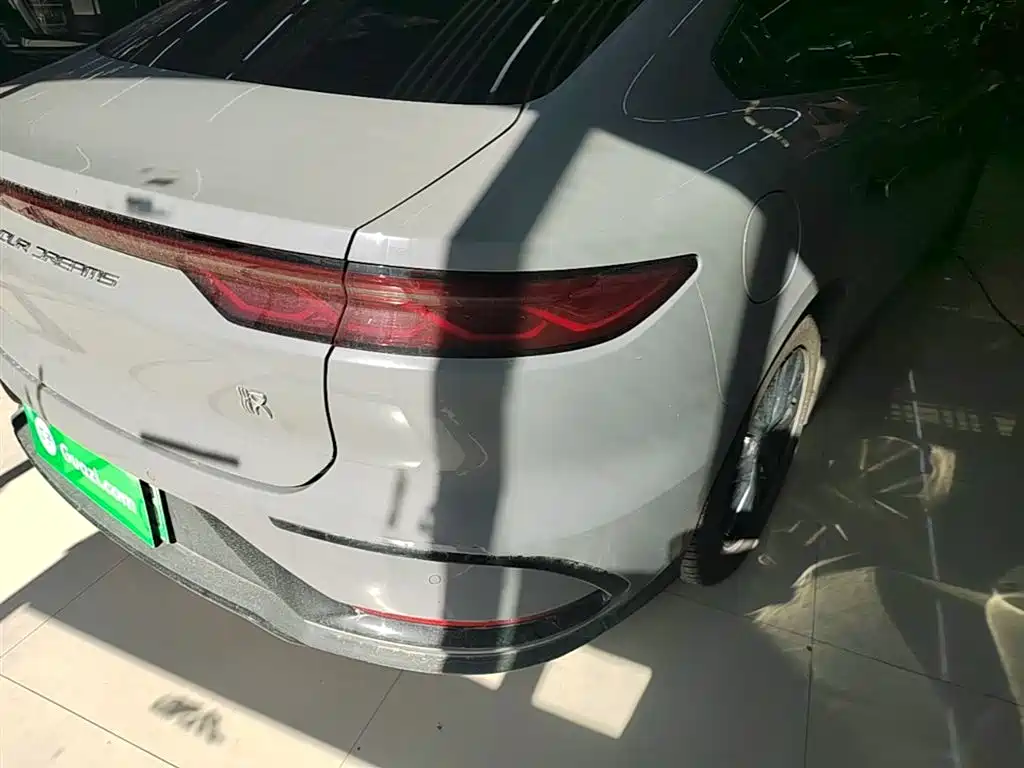 BYD Han 2025 DM-i 125KM Elite фото 8