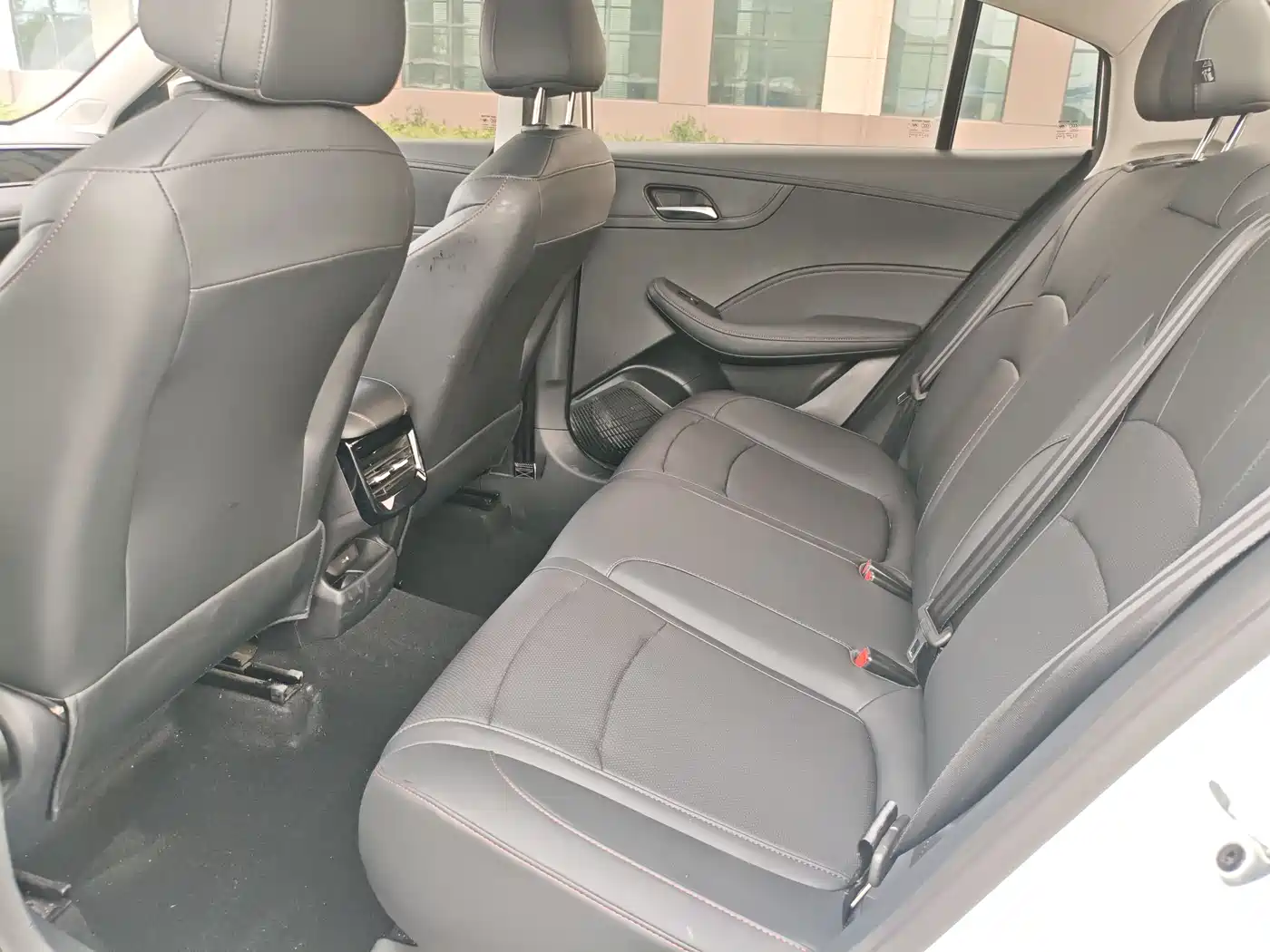 ROEWE I5