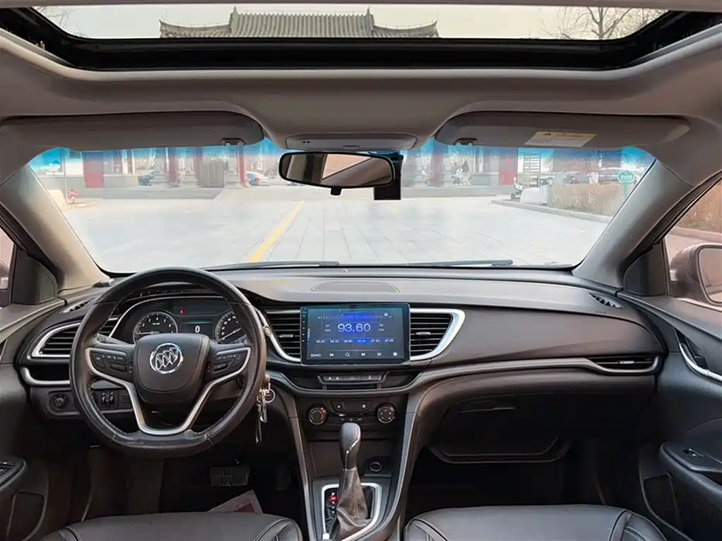 Buick Excelle 2018 18T Automatic Elite фото 8