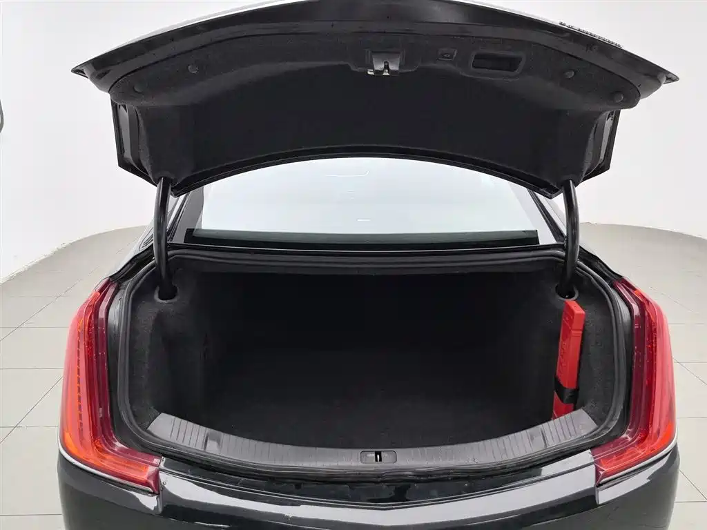 Cadillac XTS 2018 28T Technology фото 16