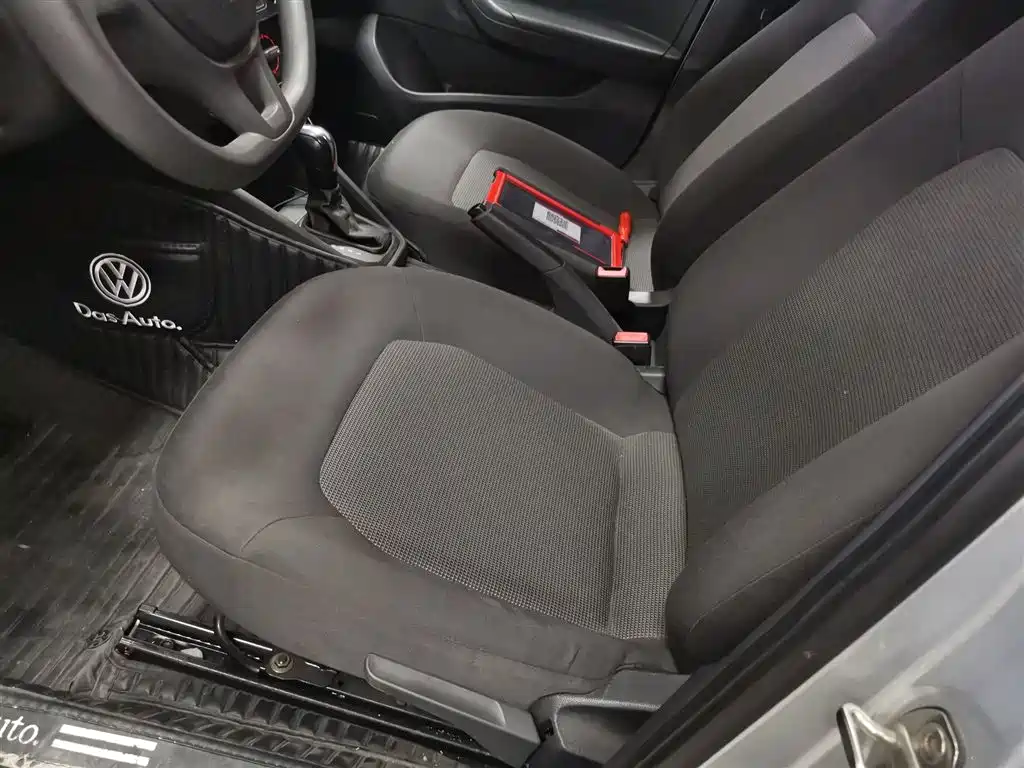 Volkswagen Jetta 2017 1.5L Automatic Fashion фото 11