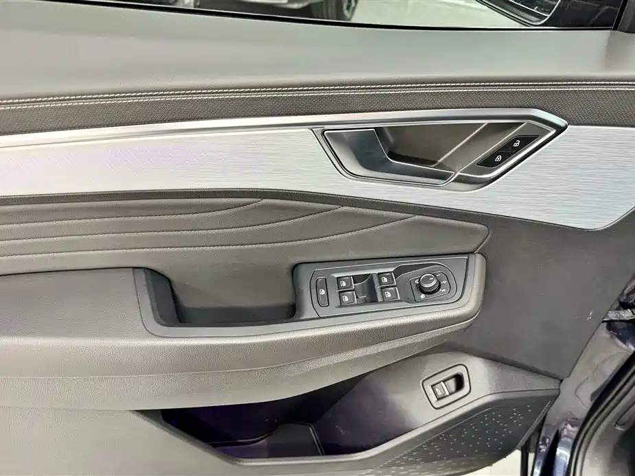 Volkswagen Talagon 2022 380TSI 4WD Luxury Premium Pro Edition 6-seater фото 27