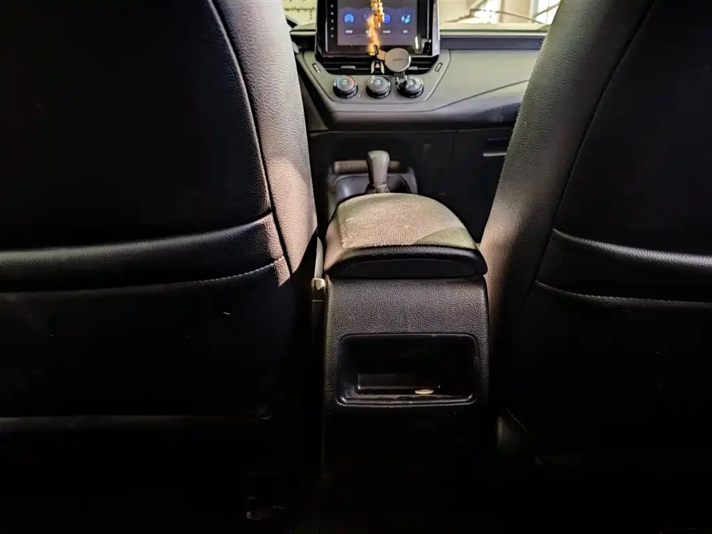 Toyota Corolla 2021 TNGA 1.5L CVT Pioneer Edition фото 21