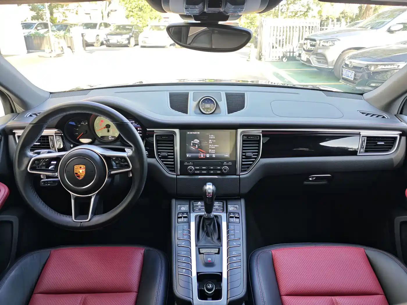 Porsche Macan 2017 Macan S 3.0T фото 11