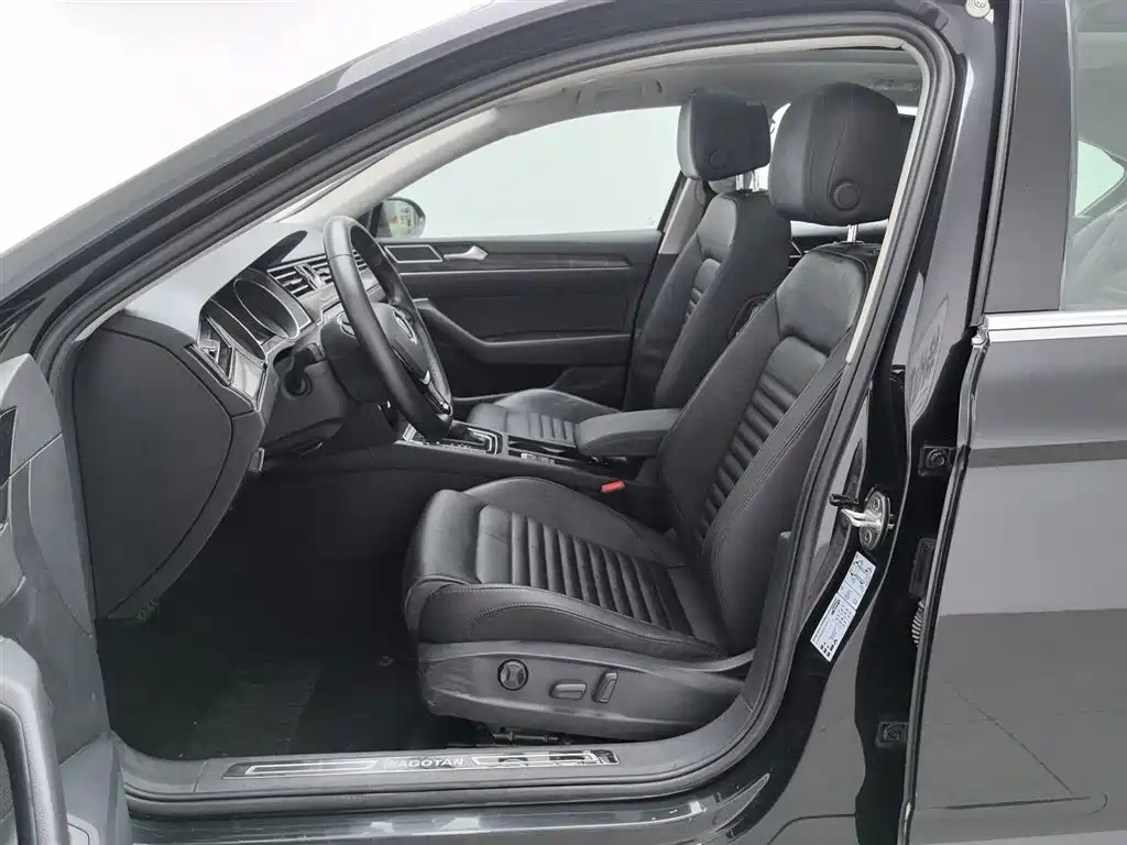 Volkswagen Magotan 2019 380TSI DSG Luxury Class China VI фото 10