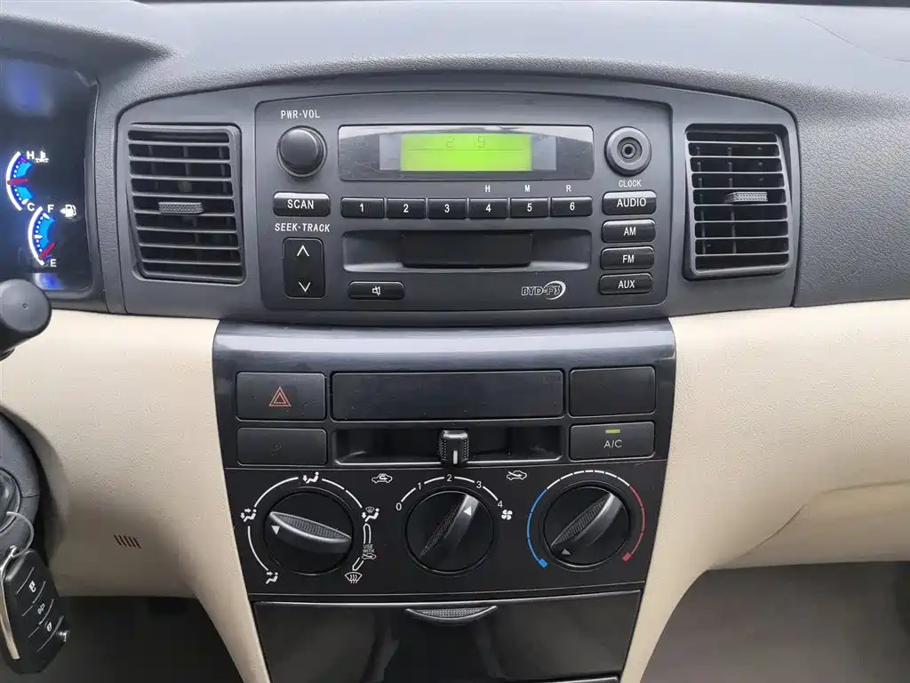 BYD F3 2013 Energy-saving Edition 1.5L Manual Comfort фото 12
