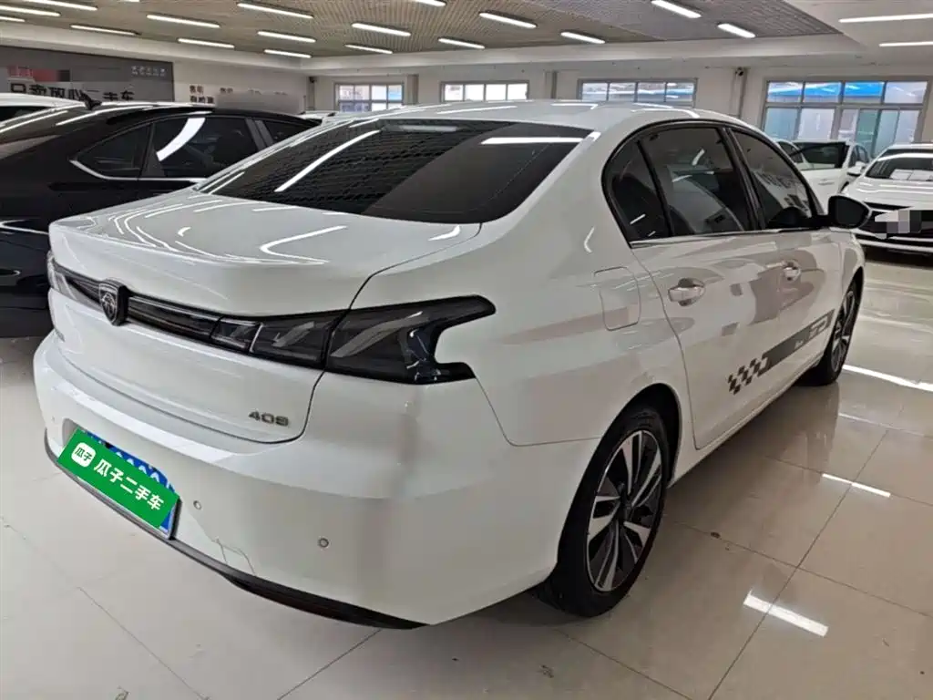Peugeot 408 2022 1.6T Light Chaser Edition фото 5