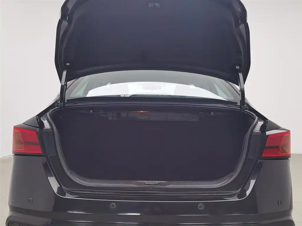 Nissan Teana 2020 2.0L XE Fashion Edition фото 16