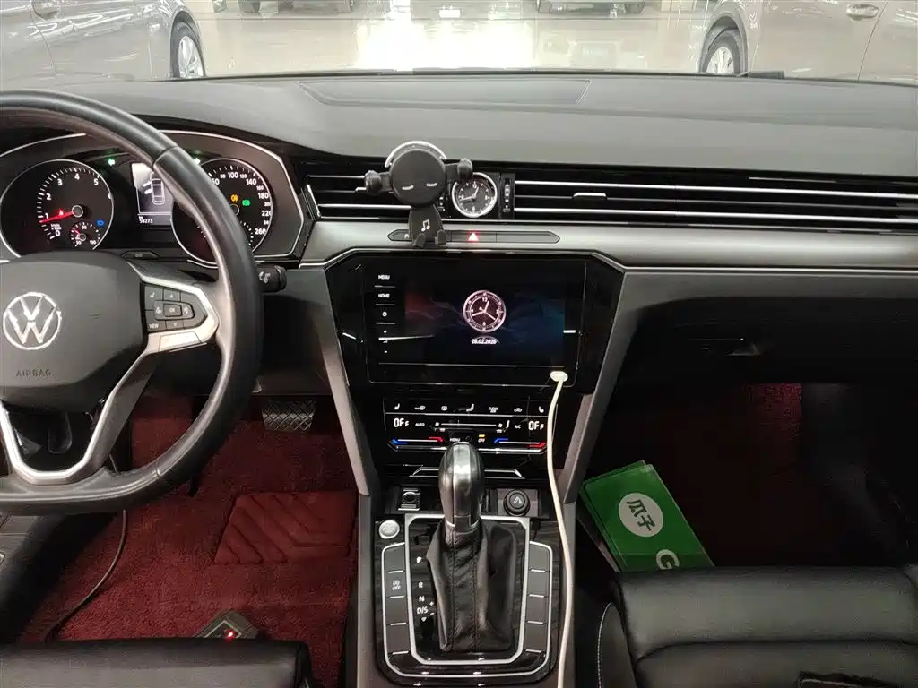 Volkswagen Magotan 2020 330TSI DSG Leading фото 9