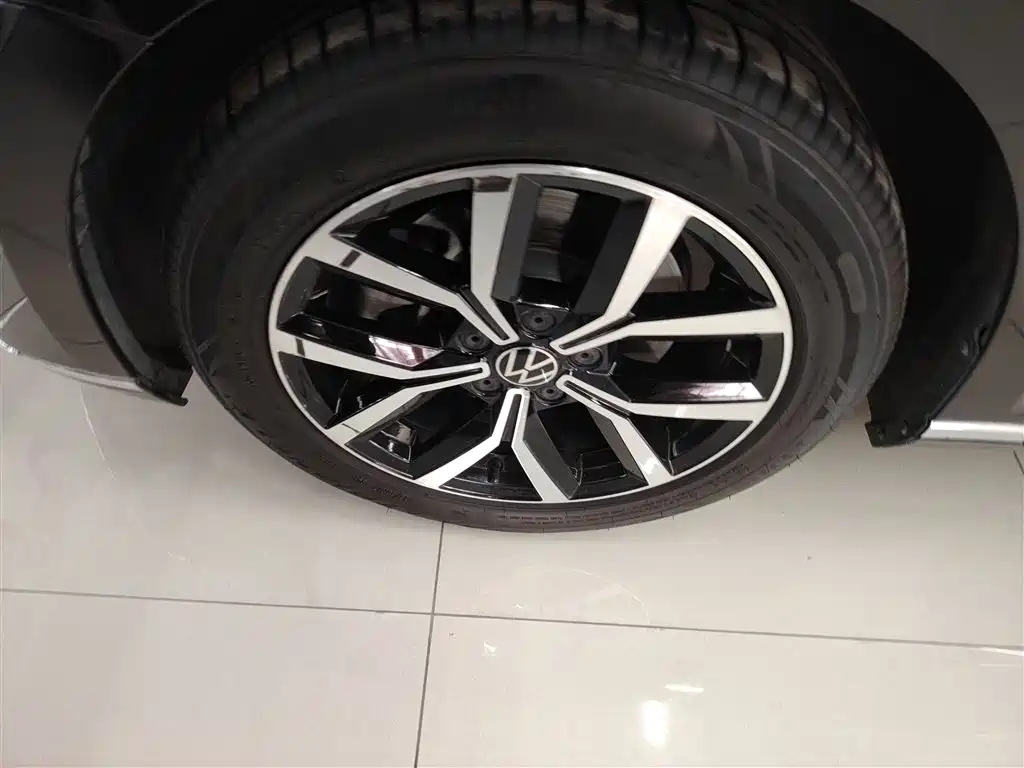 Volkswagen Magotan 2020 330TSI DSG Leading фото 25