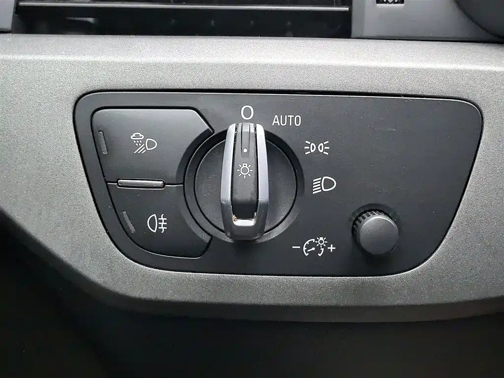 Audi A4L 2019 40 TFSI Progressive (China VI) фото 21