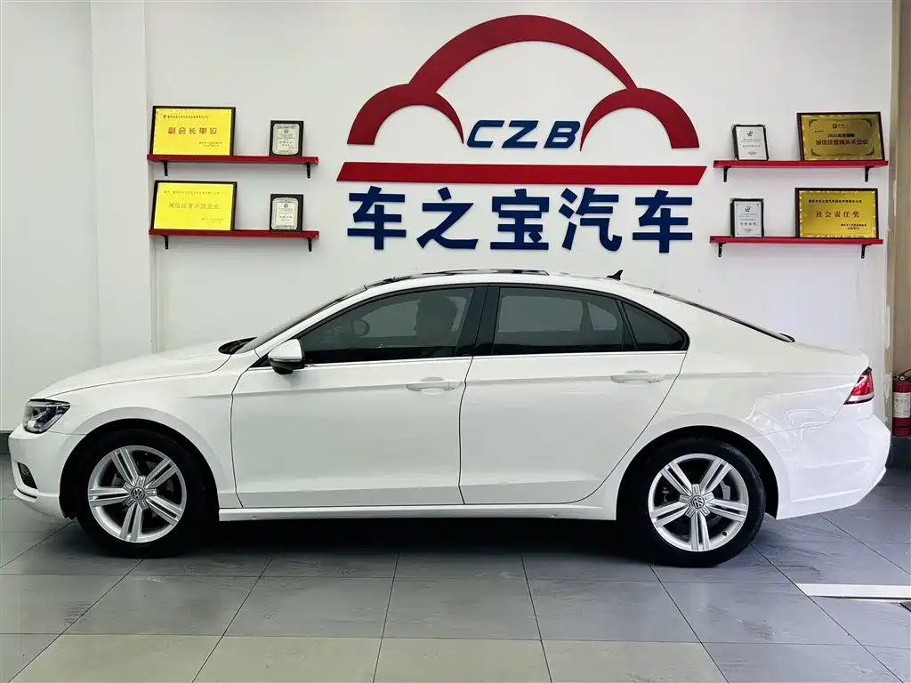 Volkswagen Lamando 2017 280TSI DSG Comfort Edition фото 4