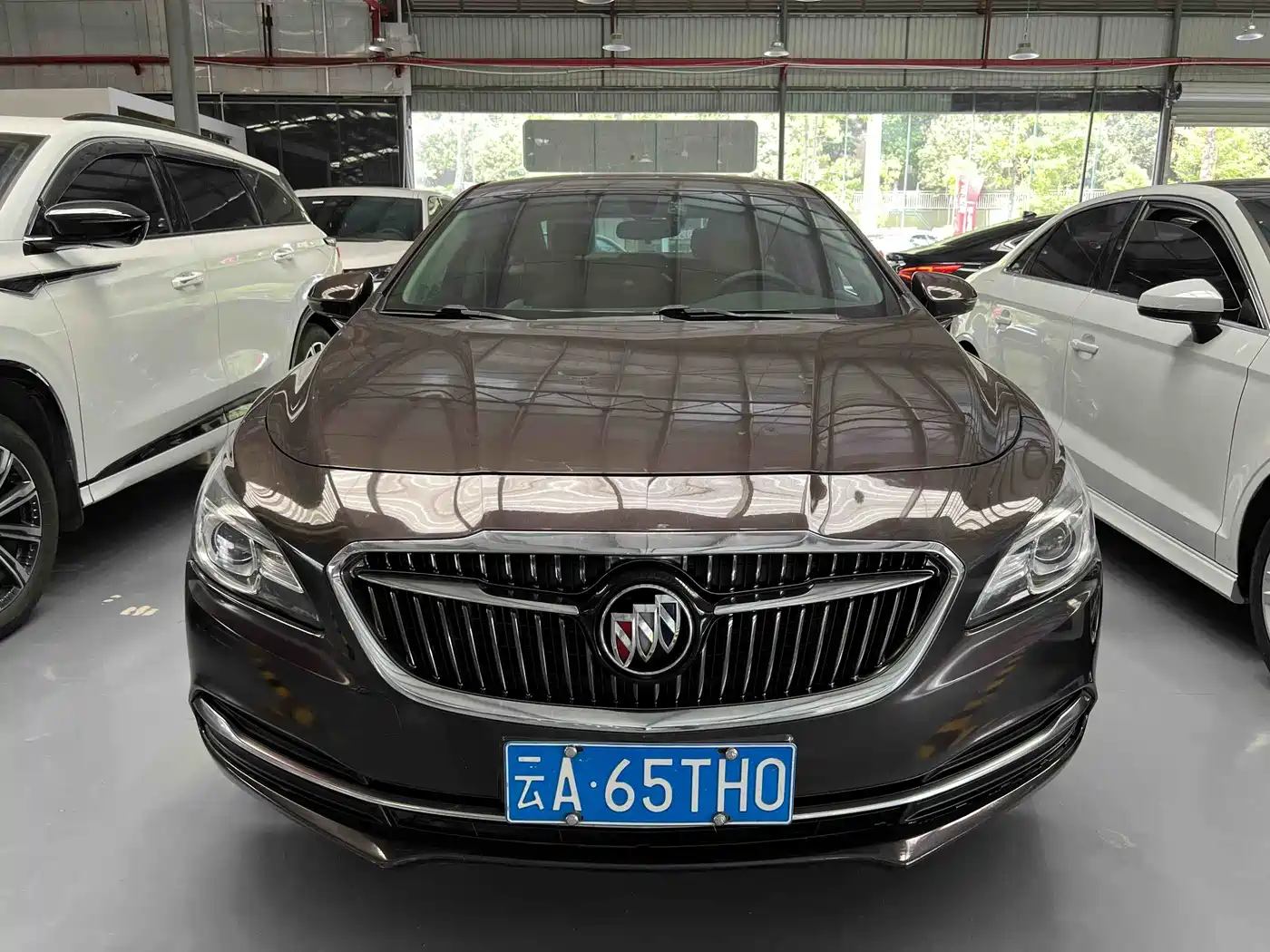 Buick LaCrosse 2016 Facelift 20T Leading фото 2