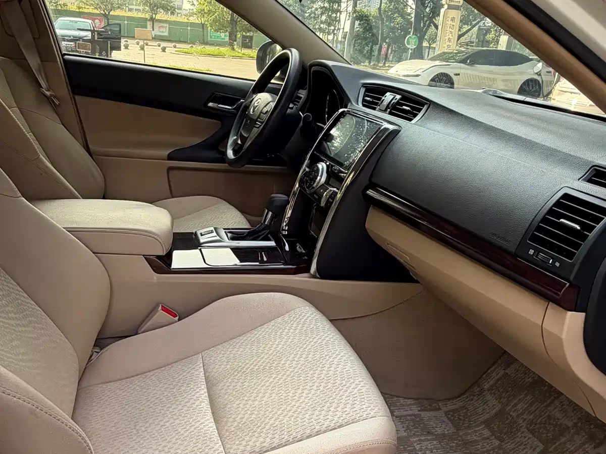 Toyota Reiz 2008 2.5S Special Navigation Edition фото 10