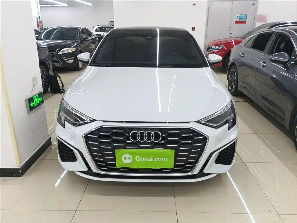 Audi A3 2024 Model A3L Limousine 35 TFSI Fashion Sport фото 3