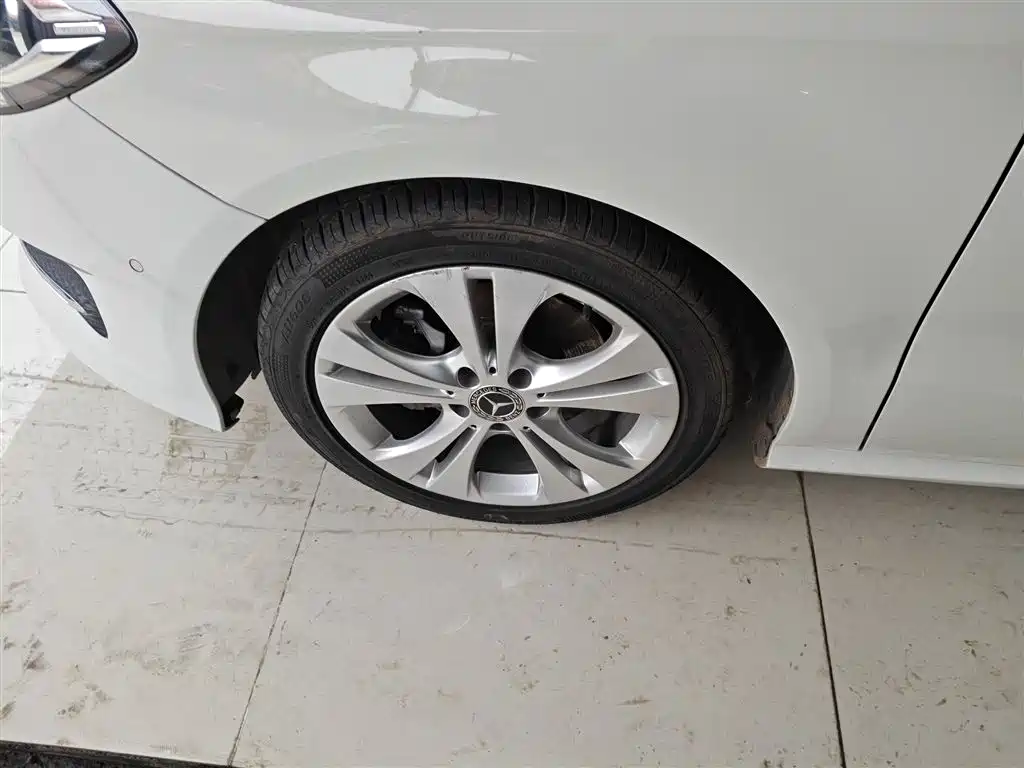 Mercedes-Benz B-Class 2018 B 200 Sport фото 24