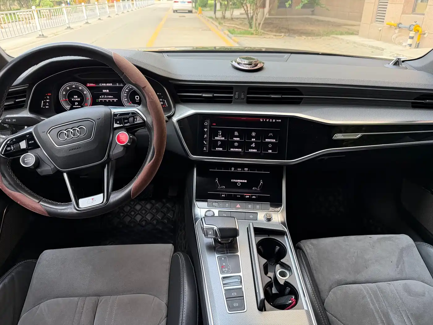 Audi A6L 2022 45 TFSI Premium Dynamic фото 4