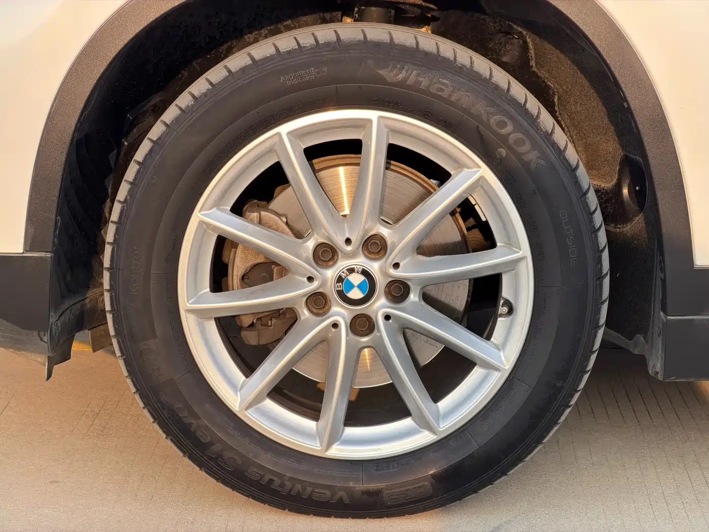 BMW X1 2019 sDrive18Li Fashion Model фото 22