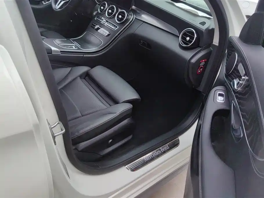 Mercedes-Benz C-Class 2019 Facelift C 260 L Sport фото 8