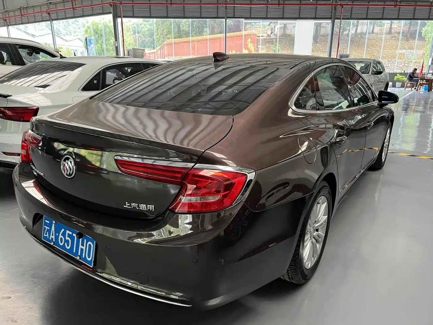 Buick LaCrosse 2016 Facelift 20T Leading фото 12