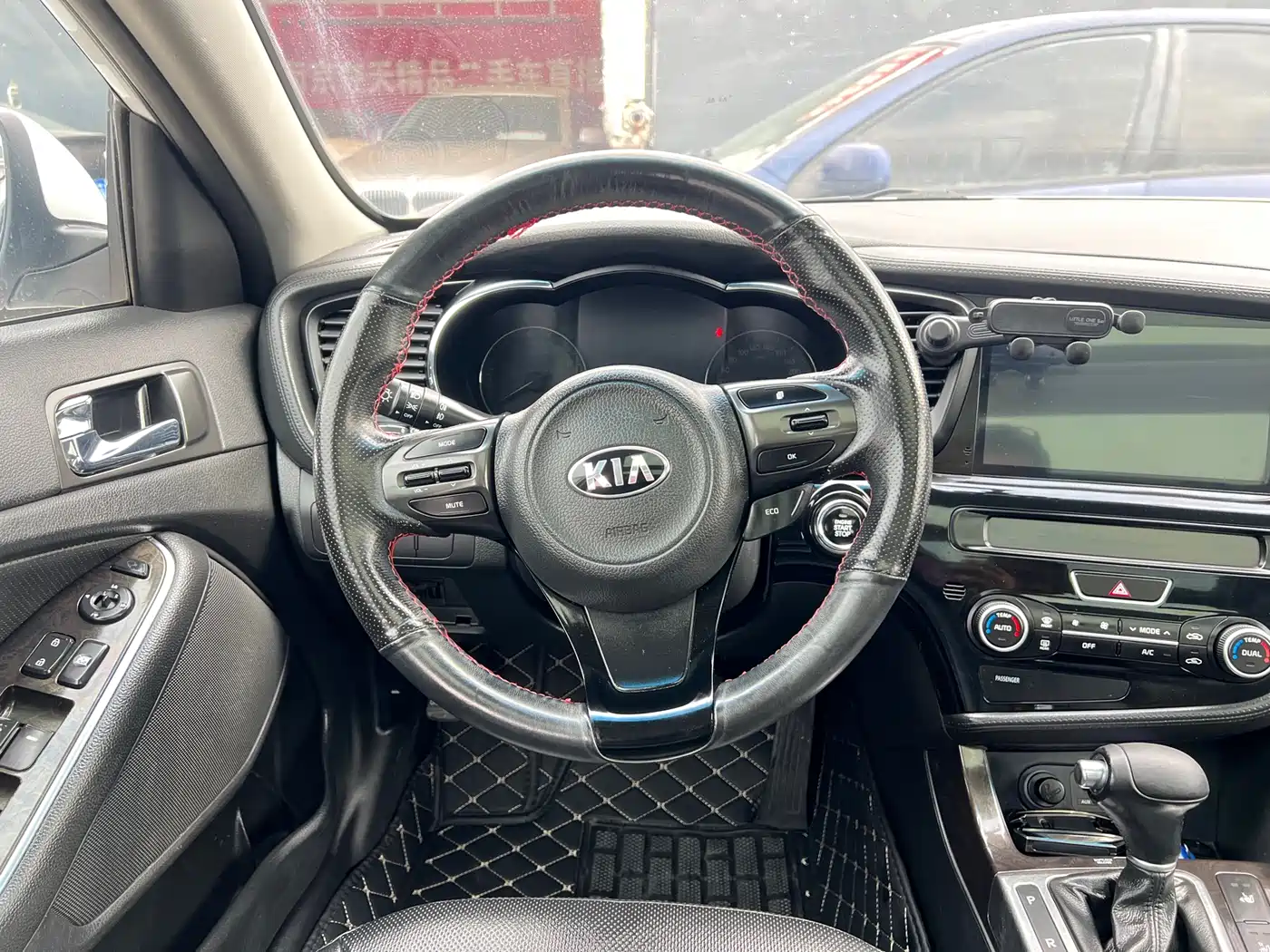 Kia K5 2014 2.0L Automatic PREMIUM фото 15