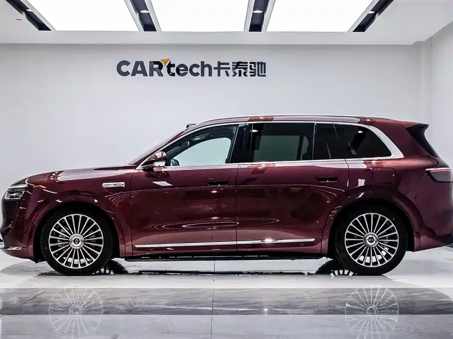 AITO Wenjie AITO M8 2025 Extended Range Ultra 53.4kWh 6-Seater фото 3