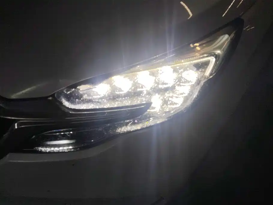 Buick GL8 2021 ES Landlord 653T Comfort фото 5