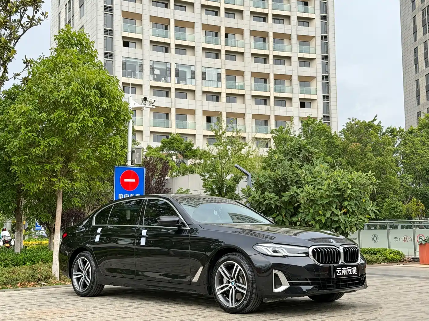 BMW 5 Series 2022 Facelift 530Li Leading Luxury Package фото 3