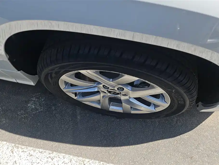 JETTA VS7