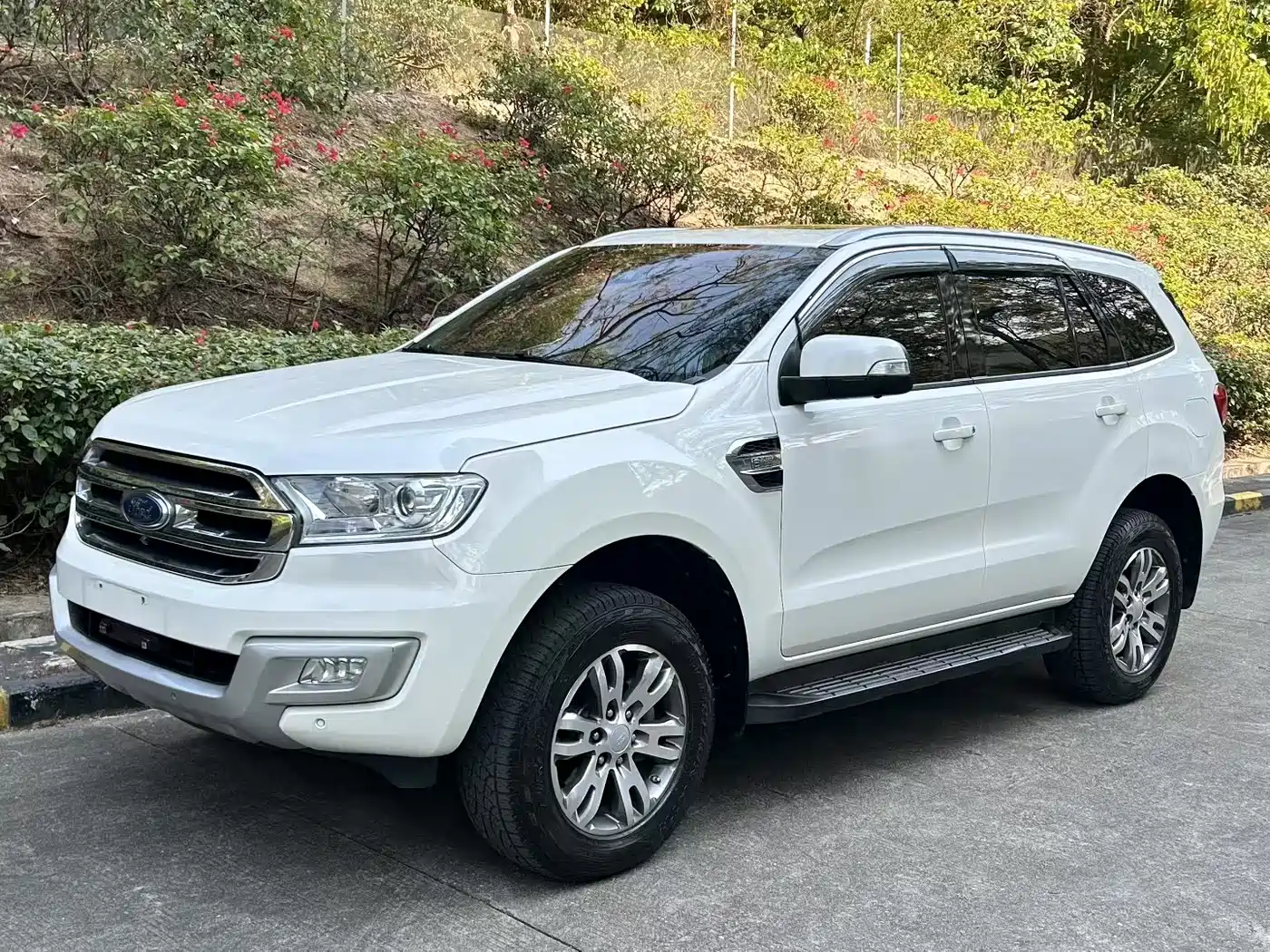 Ford Everest 2017 2017 2.0T Gasoline Automatic 4WD Luxury Edition 5-Seater