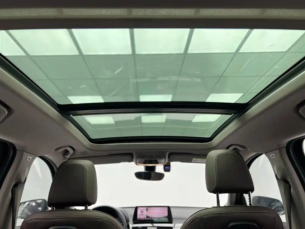 BMW X1 2022 sDrive20Li Fashion фото 20
