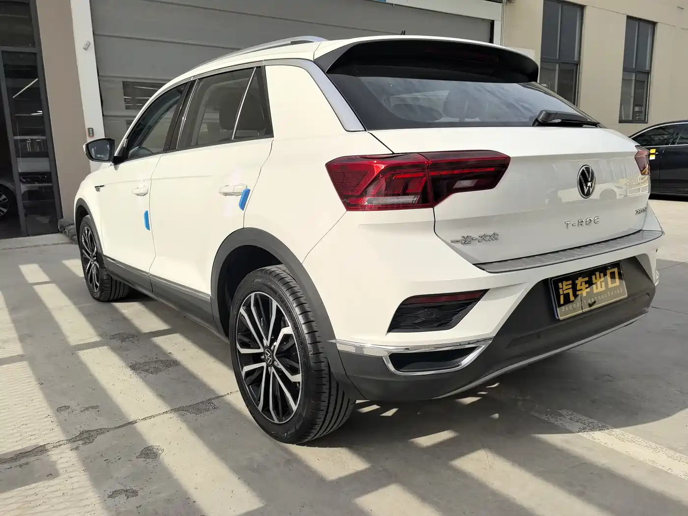 Volkswagen T-ROC 2022 280TSI DSG 2WD Comfort PLUS фото 7