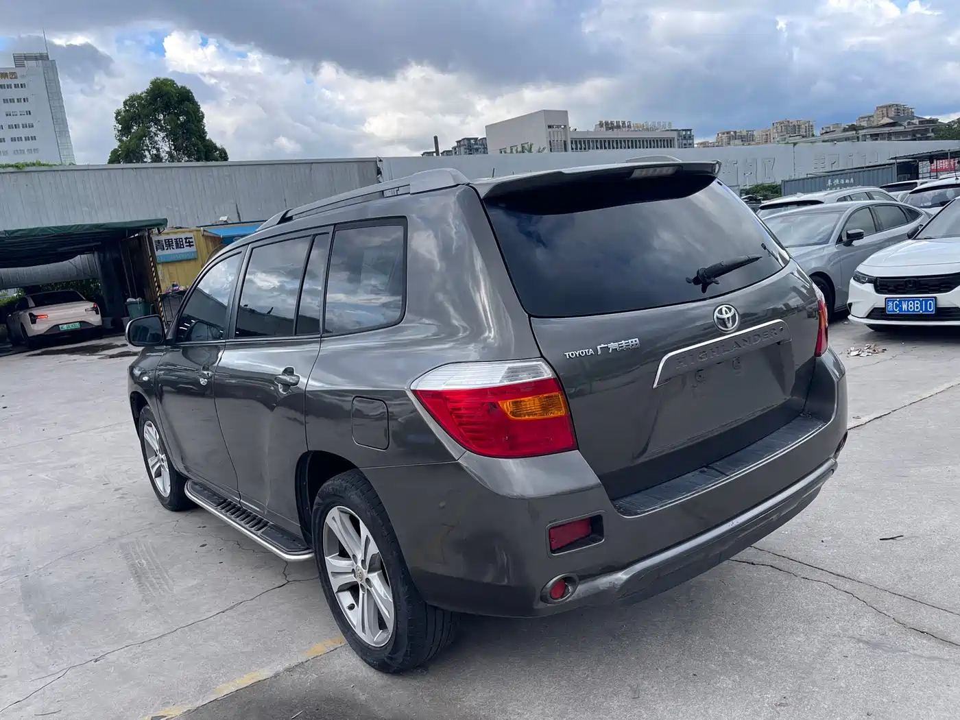 Фото 7 - Toyota Highlander
