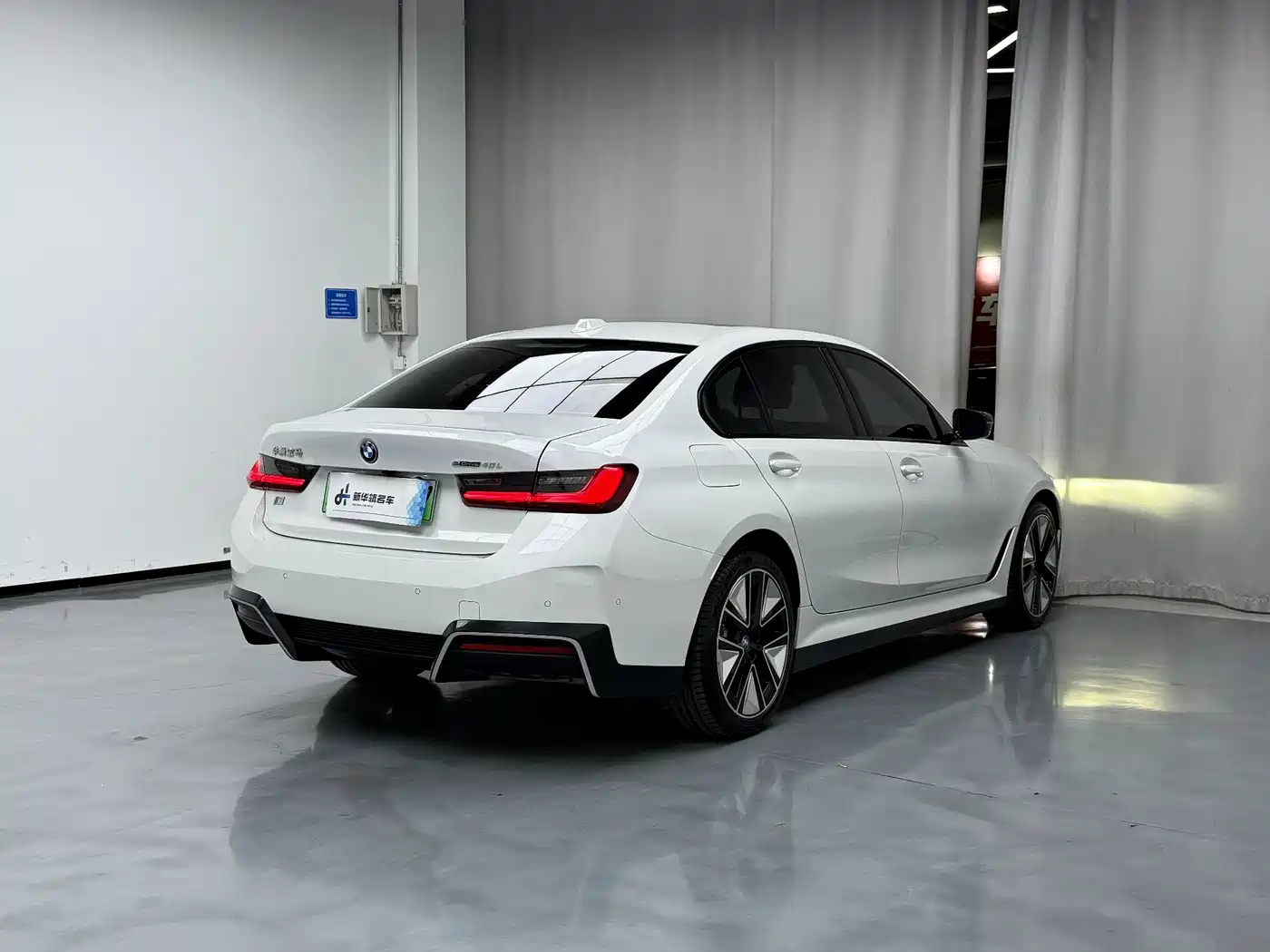 BMW i3 2024 eDrive 40 L Night Sport Package фото 16
