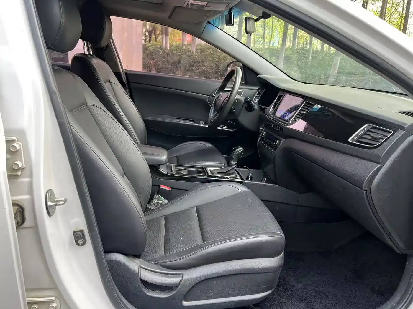 Hyundai Mistra 2014 1.8L Auto Premium DLX фото 11