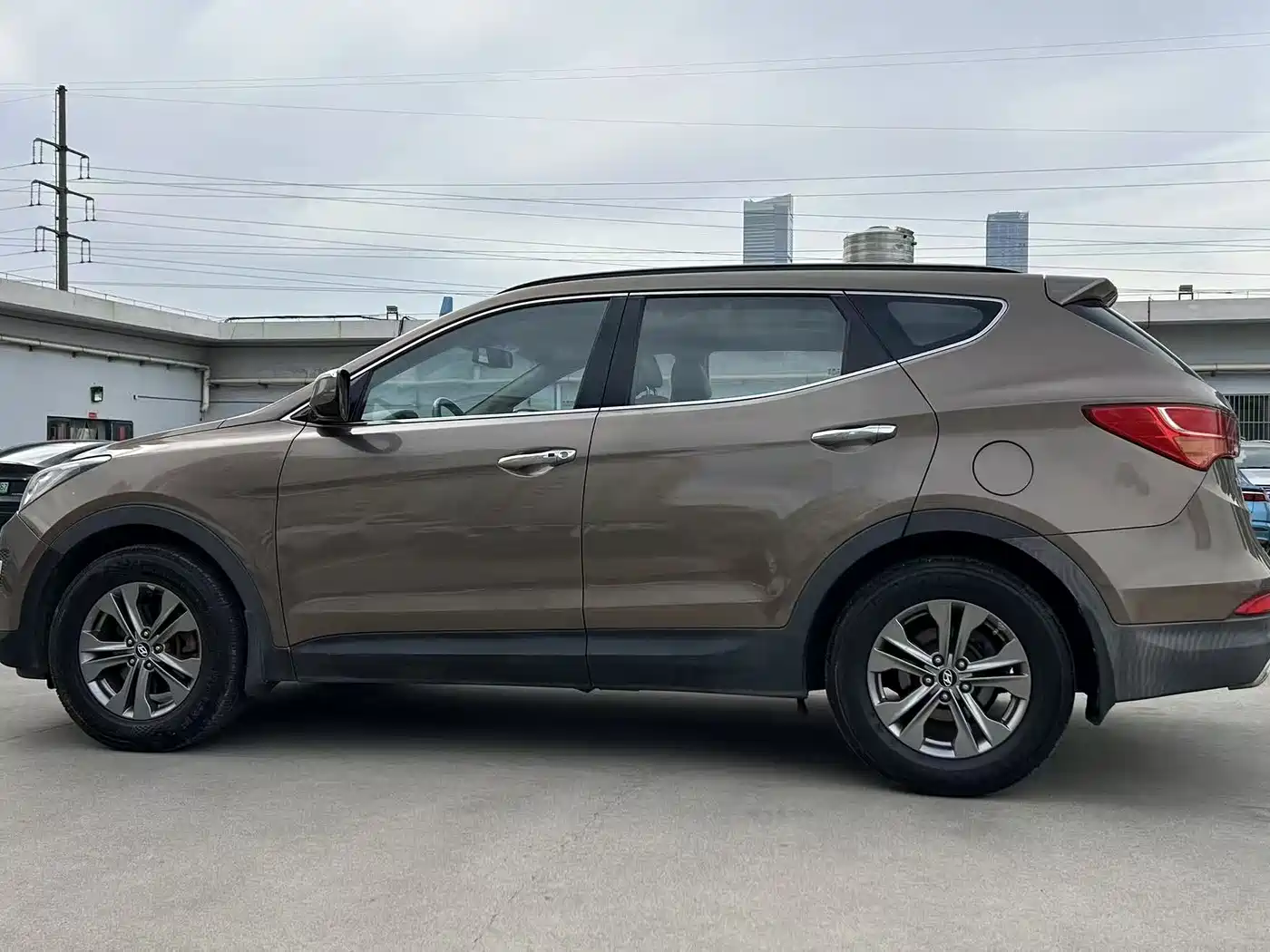 Hyundai Santa Fe 2013 Model 2.4L Automatic 2WD Smart фото 11