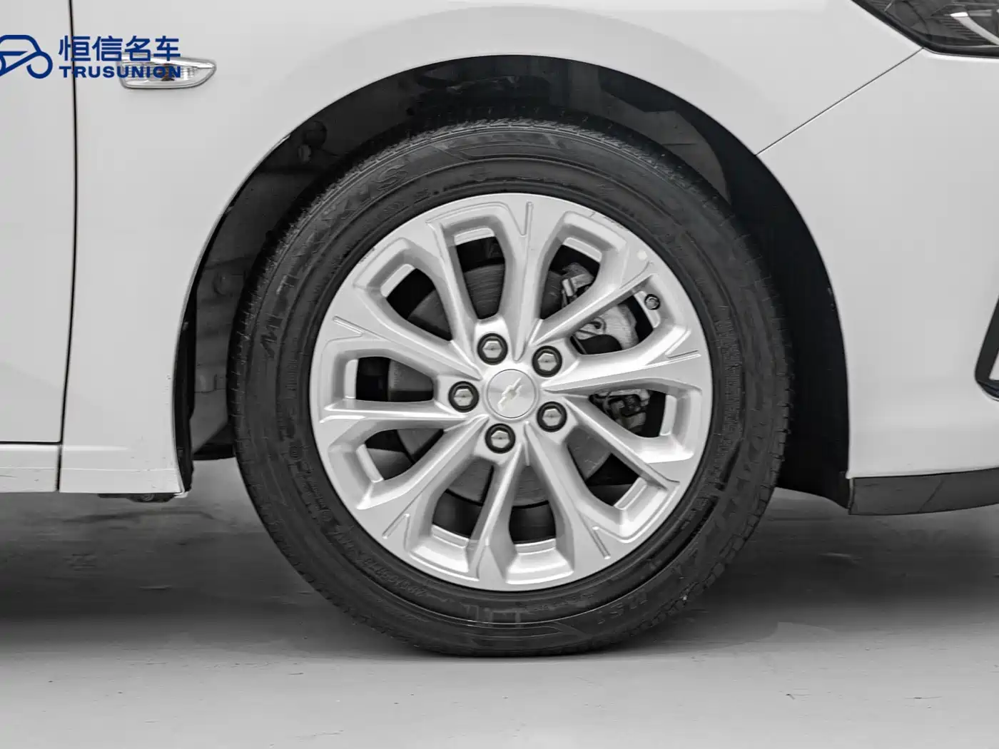 Chevrolet Monza 2023 1.5L DCT WOW Benefit Edition фото 11