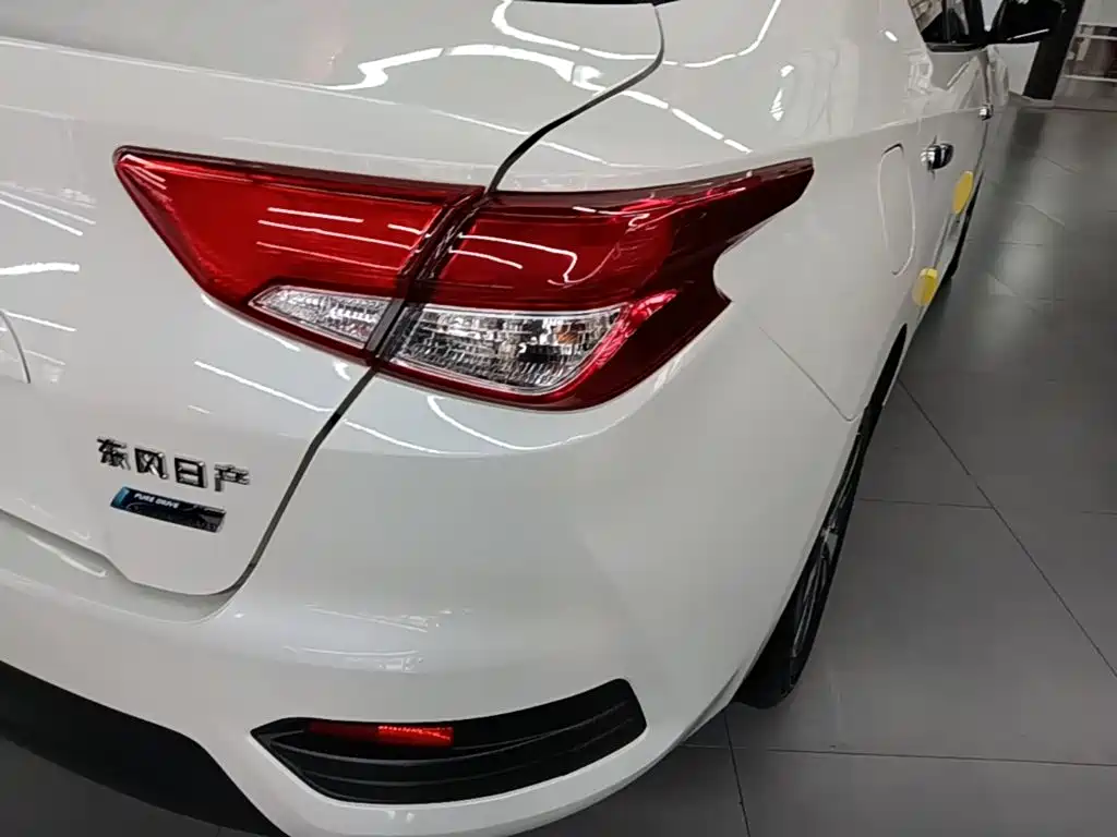 Nissan Bluebird 2023 2021 1.6L CVT Cool Edition