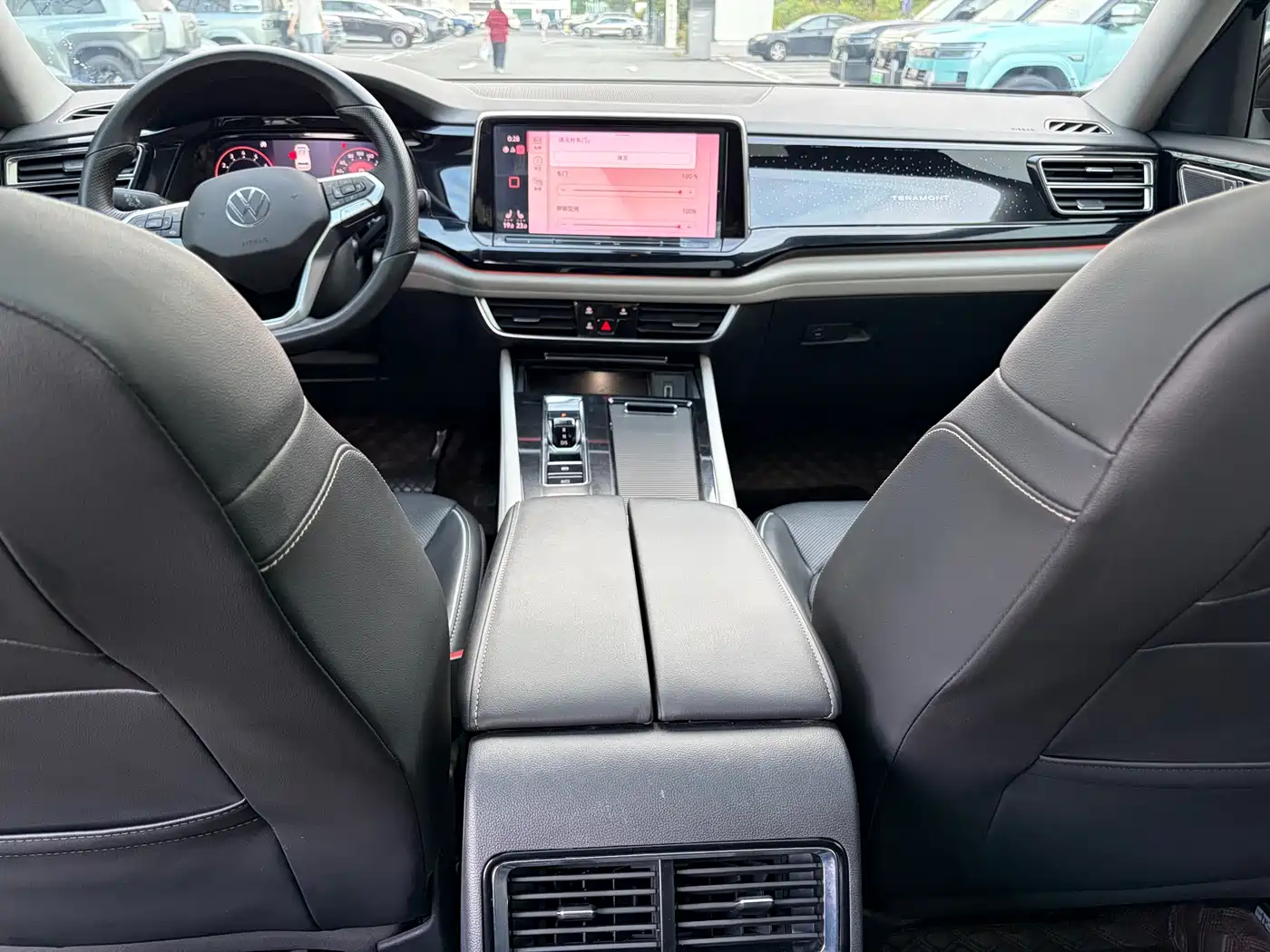 Volkswagen Teramont 2022 330TSI 2WD Premium Luxury фото 8