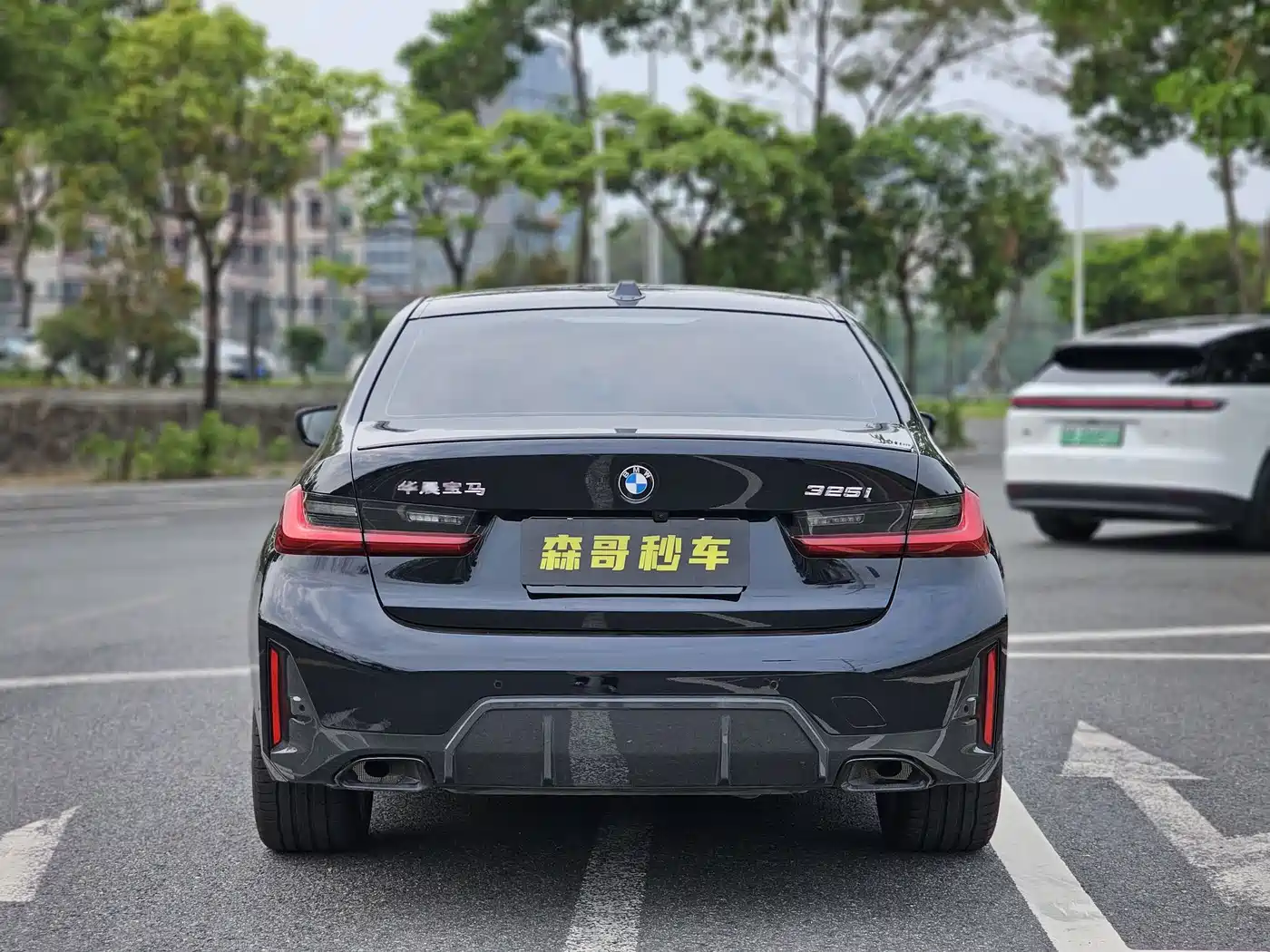 BMW 3 Series 2023 325i M Sport Black Night Package фото 7
