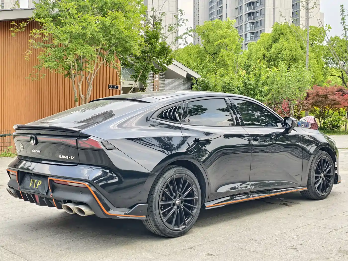 CHANGAN UNI-V